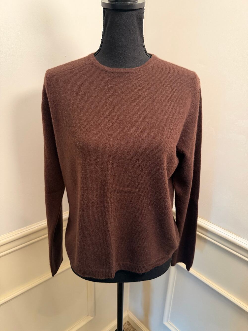 Lord & Taylor Luxury 2-Ply 100% Cashmere Chocolate Brown Knit Pullover Sweater